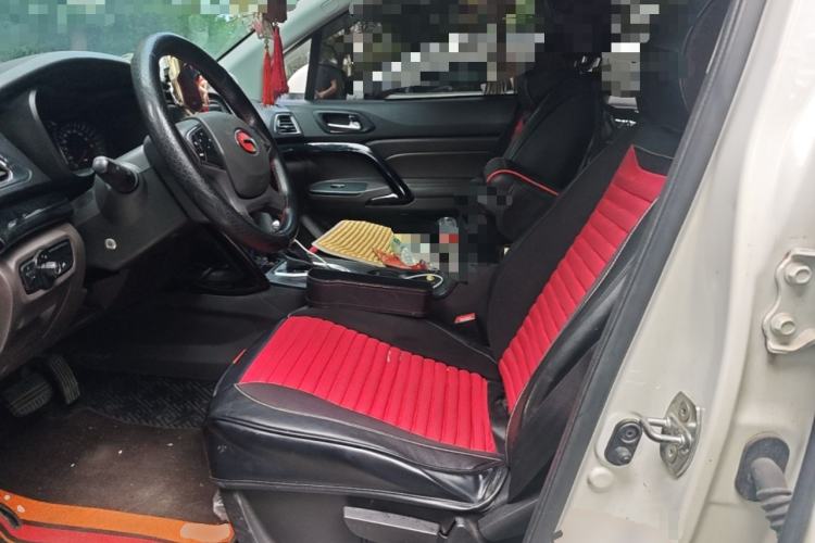 Used GAC Trumpchi GS4 2017 235T G-DCT Two-Wheel Drive Elite Edition Left Front Seat
