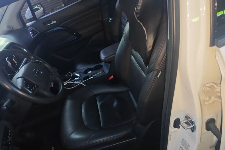 Used GAC Trumpchi GS4 2017 235T Automatic Two-Wheel Drive Luxury Smart Connectivity Version Left Front Seat