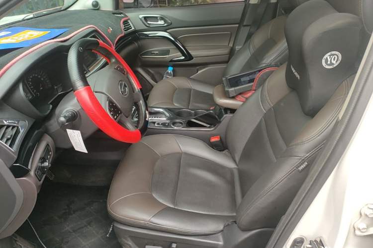 Used GAC Trumpchi GS4 2017 235T Automatic Two-Wheel Drive Luxury Smart Connectivity Version Left Front Seat