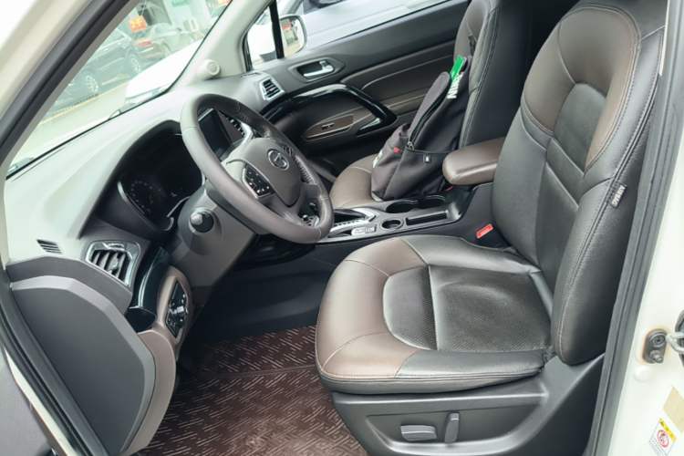Used GAC Trumpchi GS4 2017 235T Automatic Two-Wheel Drive Luxury Smart Connectivity Version Left Front Seat