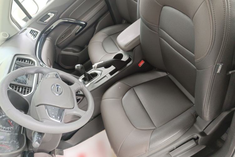 Used GAC Trumpchi GS4 2017 200T Manual Two-Wheel Drive Elite Edition Left Front Seat