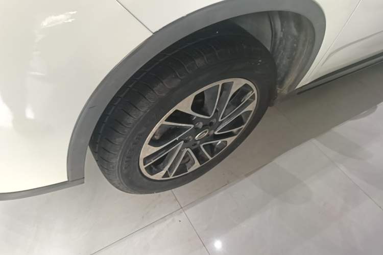 Used GAC Trumpchi GS4 2017 200T G-DCT Two-Wheel Drive Elite Edition Left Front Wheel Hub