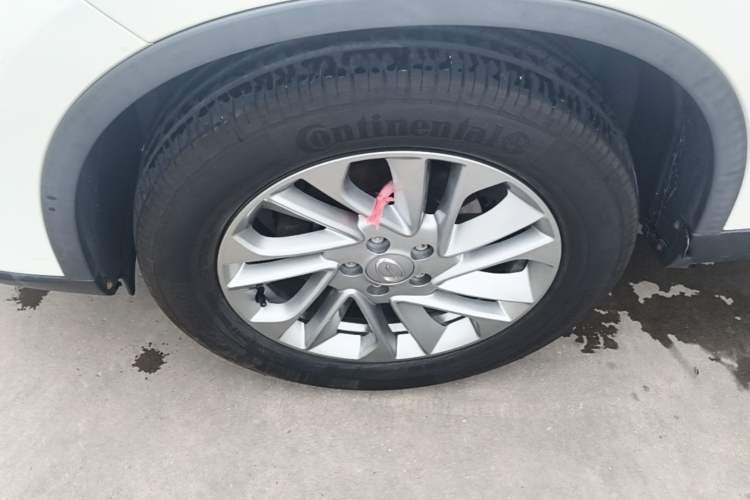 Used GAC Trumpchi GS4 2017 200T Manual Two-Wheel Drive Comfort Edition Left Front Wheel Hub