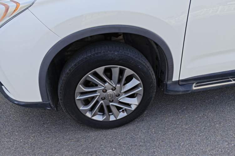 Used GAC Trumpchi GS4 2017 200T G-DCT Two-Wheel Drive Comfort Edition Left Front Wheel Hub