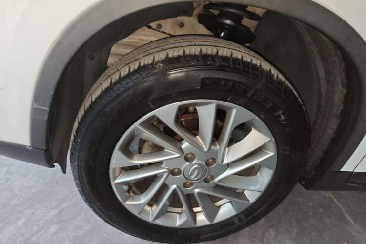 Used GAC Trumpchi GS4 2017 200T G-DCT Two-Wheel Drive Comfort Edition Left Front Wheel Hub