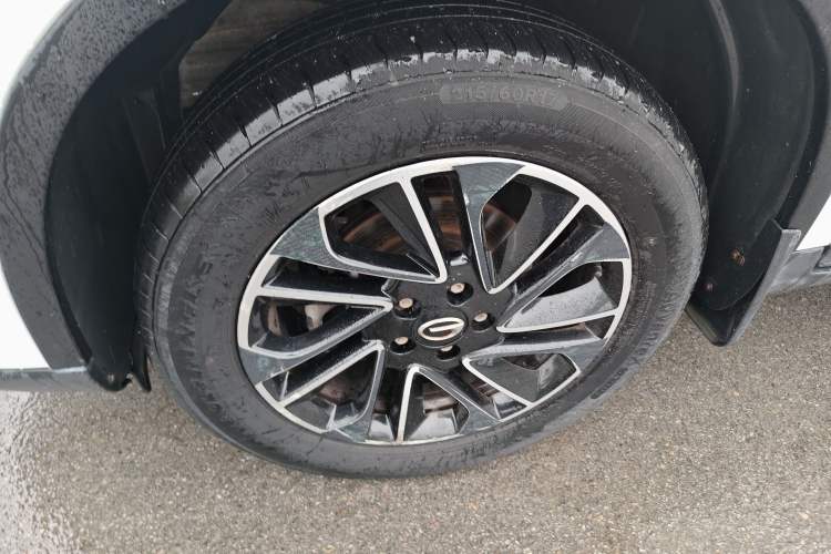 Used GAC Trumpchi GS4 2017 200T Manual Two-Wheel Drive Elite Edition Left Front Wheel Hub