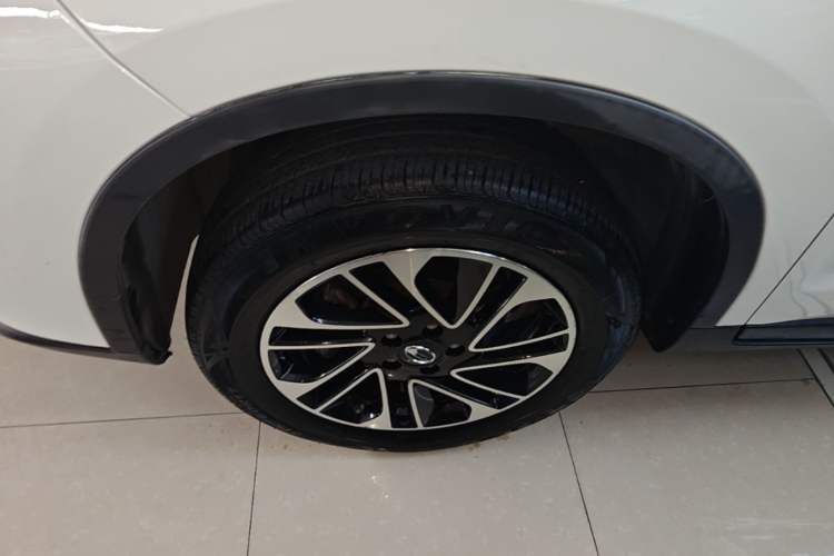 Used GAC Trumpchi GS4 2017 235T Automatic Two-Wheel Drive Elite Edition Left Front Wheel Hub