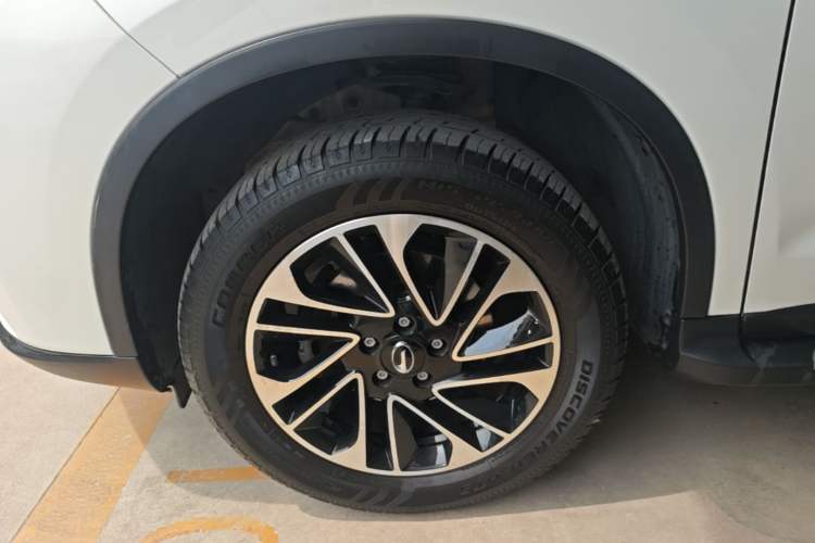 Used GAC Trumpchi GS4 2017 235T G-DCT Two-Wheel Drive Elite Edition Left Front Wheel Hub