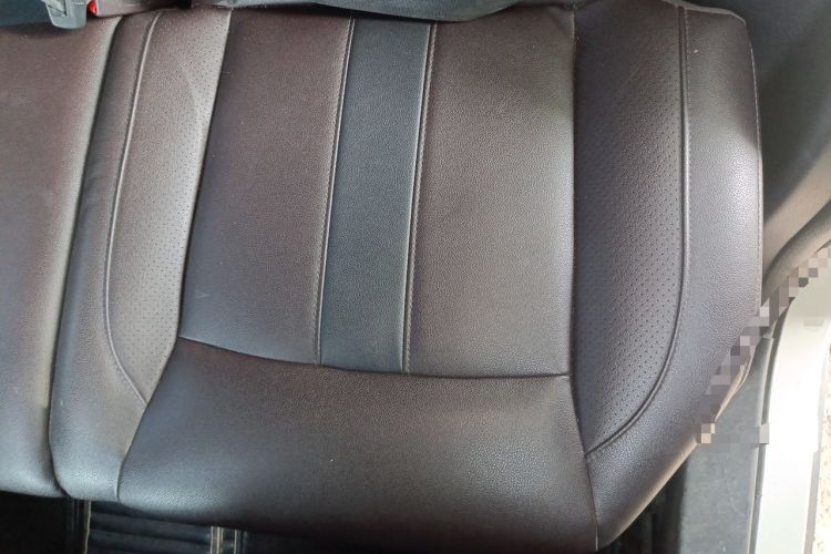 Used GAC Trumpchi GS4 2017 235T Automatic Two-Wheel Drive Elite Edition Left Rear Seat