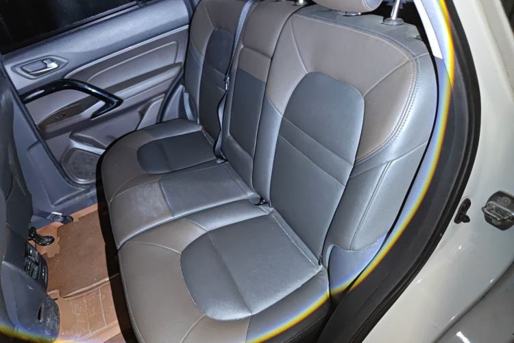Used GAC Trumpchi GS4 2017 235T Automatic Two-Wheel Drive Elite Edition Left Rear Seat
