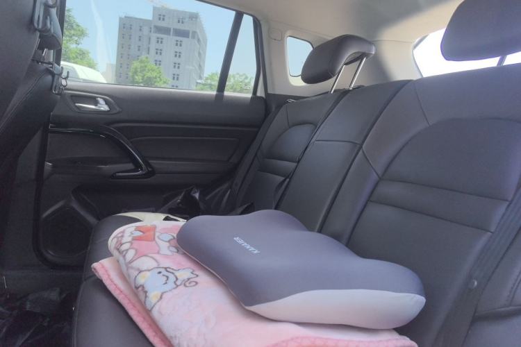 Used GAC Trumpchi GS4 2017 200T G-DCT Two-Wheel Drive Elite Edition Left Rear Seat