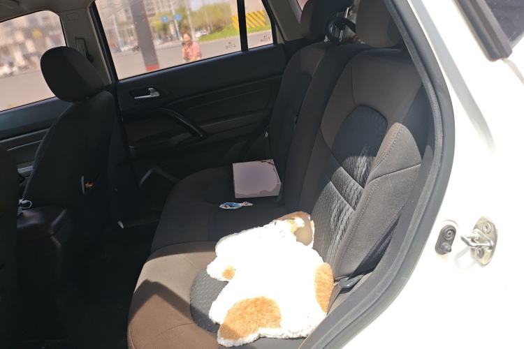 Used GAC Trumpchi GS4 2017 200T G-DCT Two-Wheel Drive Comfort Edition Left Rear Seat