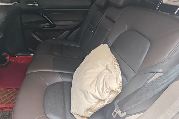 Used GAC Trumpchi GS4 2017 235T Automatic Two-Wheel Drive Luxury Smart Connectivity Version Left Rear Seat