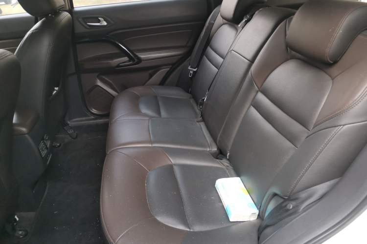 Used GAC Trumpchi GS4 2017 200T Manual Two-Wheel Drive Elite Edition Left Rear Seat