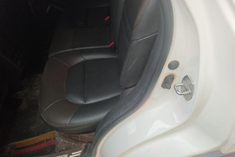 Used GAC Trumpchi GS4 2017 200T Manual Two-Wheel Drive Elite Edition Left Rear Seat