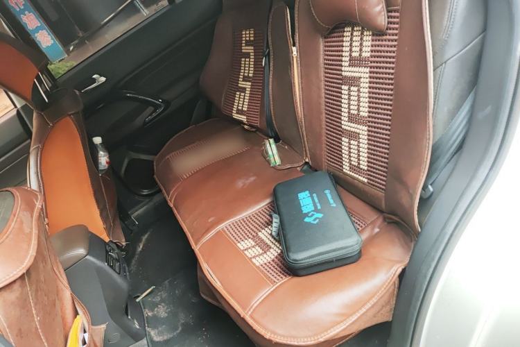 Used GAC Trumpchi GS4 2017 235T Automatic Two-Wheel Drive Elite Edition Left Rear Seat