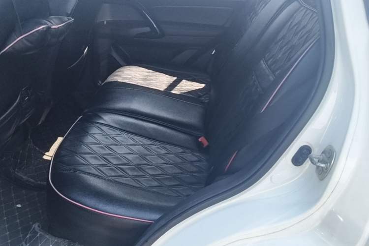 Used GAC Trumpchi GS4 2017 200T Manual Two-Wheel Drive Elite Edition Left Rear Seat