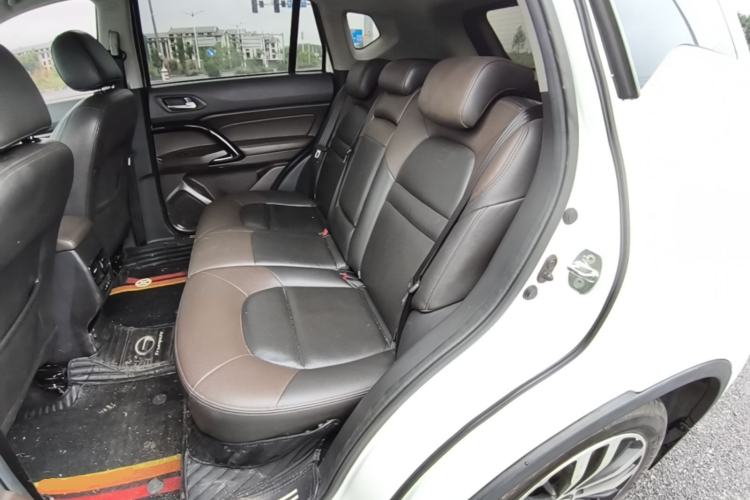 Used GAC Trumpchi GS4 2017 235T Manual Two-Wheel Drive Luxury Edition Left Rear Seat