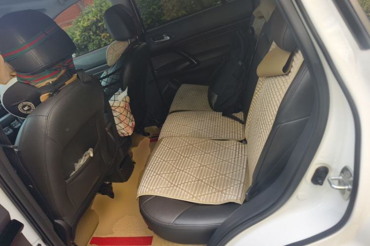 Used GAC Trumpchi GS4 2017 235T Automatic Two-Wheel Drive Luxury Smart Connectivity Version Left Rear Seat