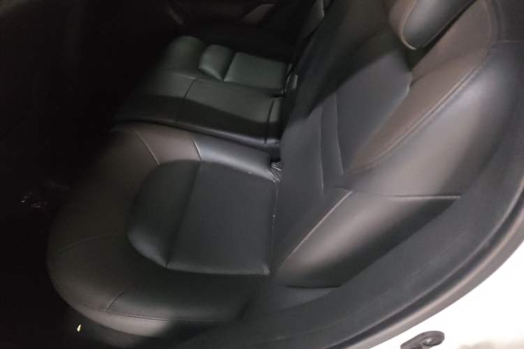 Used GAC Trumpchi GS4 2017 235T Automatic Two-Wheel Drive Elite Edition Left Rear Seat