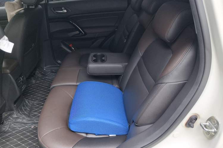 Used GAC Trumpchi GS4 2017 235T Automatic Two-Wheel Drive Elite Edition Left Rear Seat