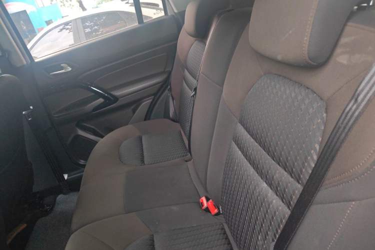 Used GAC Trumpchi GS4 2017 200T G-DCT Two-Wheel Drive Comfort Edition Left Rear Seat