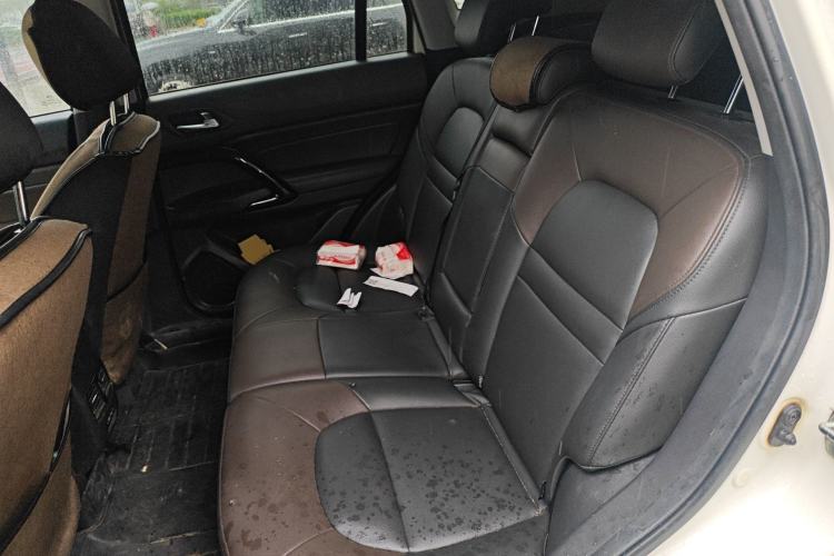 Used GAC Trumpchi GS4 2017 235T Automatic Two-Wheel Drive Elite Edition Left Rear Seat
