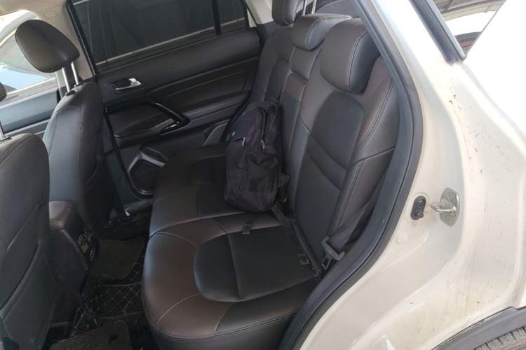 Used GAC Trumpchi GS4 2017 235T Automatic Two-Wheel Drive Elite Edition Left Rear Seat