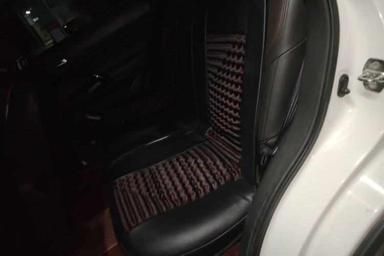 Used GAC Trumpchi GS4 2017 200T Manual Two-Wheel Drive Elite Edition Left Rear Seat