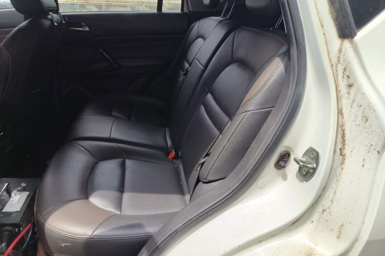 Used GAC Trumpchi GS4 2017 200T Manual Two-Wheel Drive Elite Edition Left Rear Seat