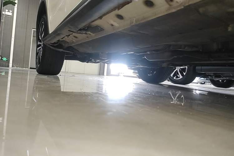 Used GAC Trumpchi GS4 2017 235T Automatic Two-Wheel Drive Luxury Smart Connectivity Version Left Side Sill