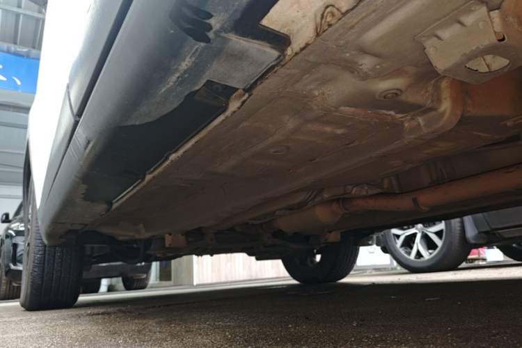 Used GAC Trumpchi GS4 2017 200T G-DCT Two-Wheel Drive Elite Edition Left Side Sill