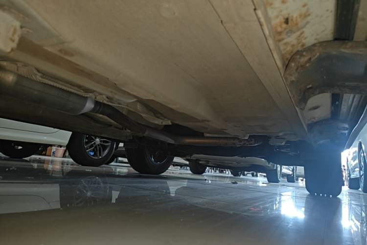 Used GAC Trumpchi GS4 2017 235T Automatic Two-Wheel Drive Elite Edition Left Side Sill