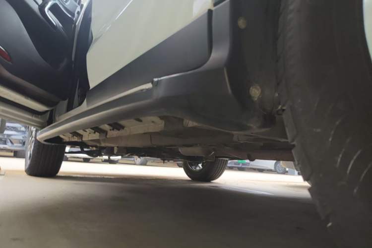 Used GAC Trumpchi GS4 2017 235T Automatic Two-Wheel Drive Elite Edition Left Side Sill