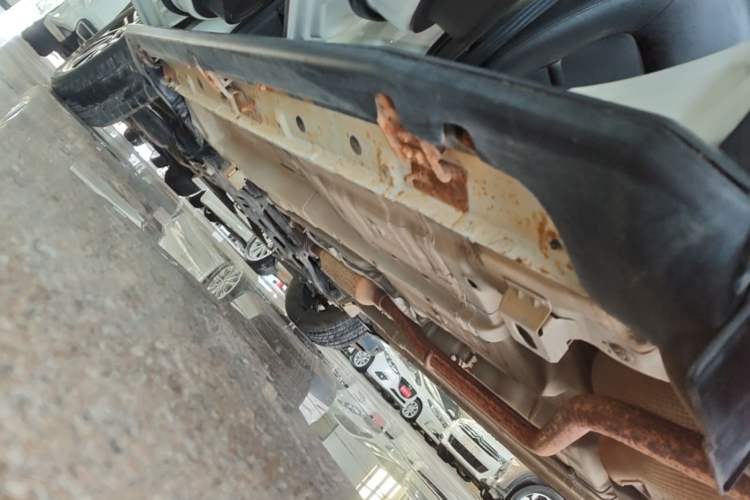 Used GAC Trumpchi GS4 2017 235T G-DCT Two-Wheel Drive Elite Edition Left Side Sill