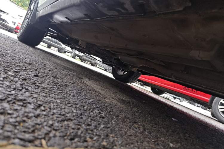 Used GAC Trumpchi GS4 2017 200T Manual Two-Wheel Drive Elite Edition Left Side Sill