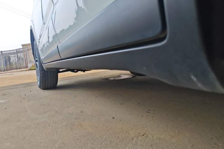 Used GAC Trumpchi GS4 2017 235T Automatic Two-Wheel Drive Elite Edition Left Side Sill