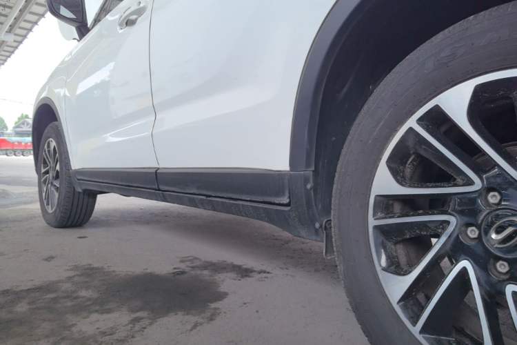 Used GAC Trumpchi GS4 2017 200T Manual Two-Wheel Drive Elite Edition Left Side Sill