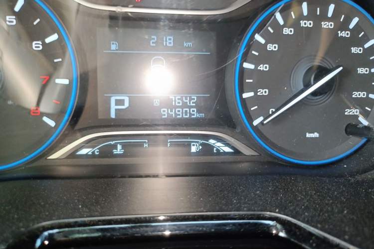 Used GAC Trumpchi GS4 2017 235T Automatic Two-Wheel Drive Elite Edition Odometer Close Up