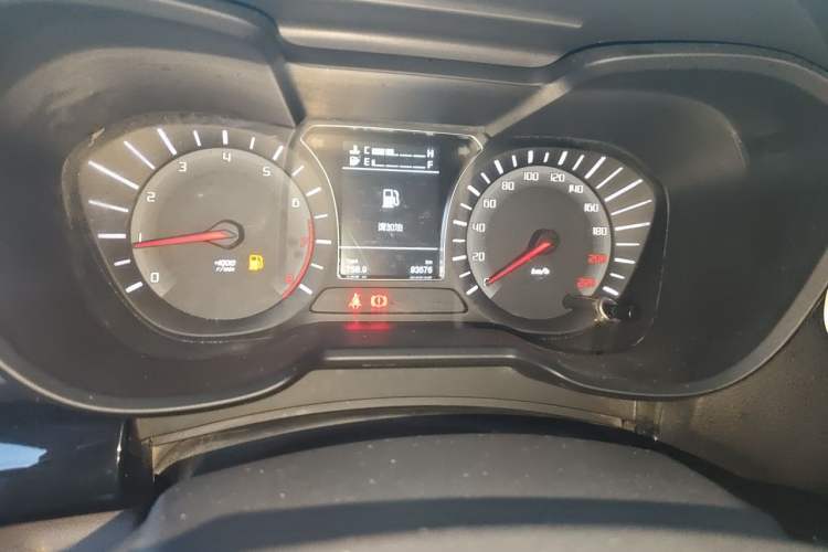 Used GAC Trumpchi GS4 2017 235T Manual Two-Wheel Drive Luxury Edition Odometer Close Up