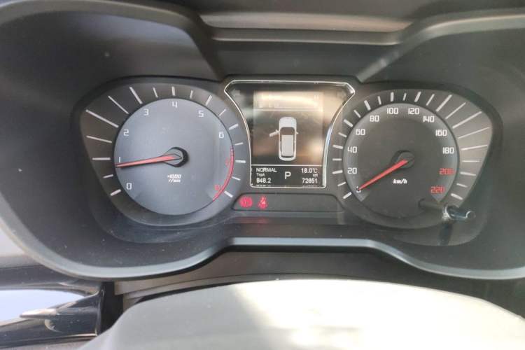 Used GAC Trumpchi GS4 2017 235T G-DCT Two-Wheel Drive Elite Edition Odometer Close Up