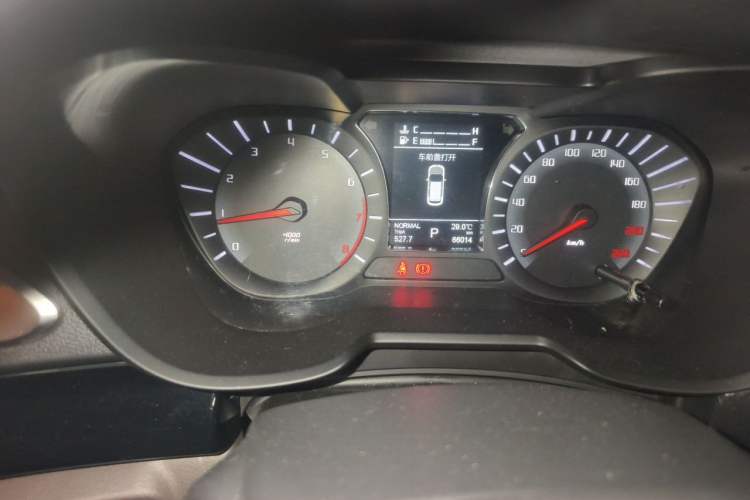 Used GAC Trumpchi GS4 2017 200T G-DCT Two-Wheel Drive Elite Edition Odometer Close Up