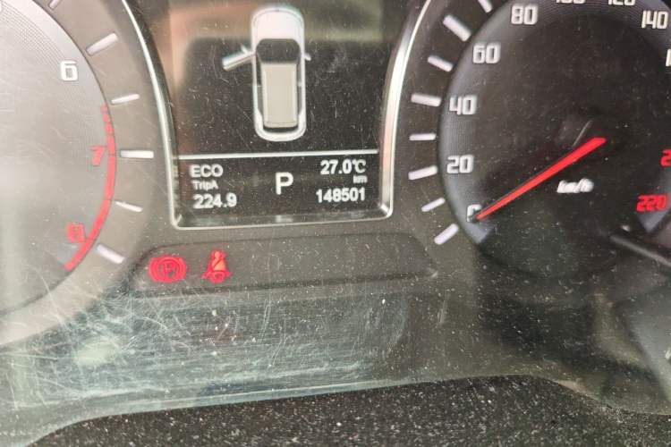 Used GAC Trumpchi GS4 2017 235T G-DCT Two-Wheel Drive Elite Edition Odometer Close Up