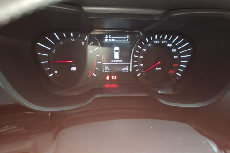Used GAC Trumpchi GS4 2017 200T Manual Two-Wheel Drive Elite Edition Odometer Close Up
