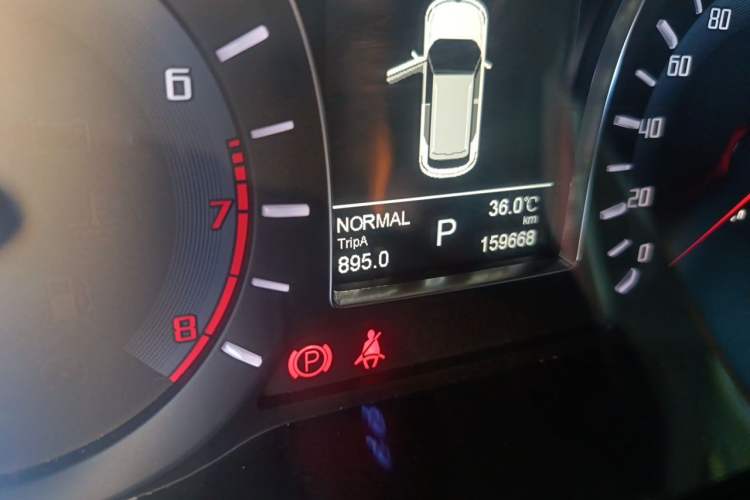Used GAC Trumpchi GS4 2017 235T Automatic Two-Wheel Drive Luxury Smart Connectivity Version Odometer Close Up