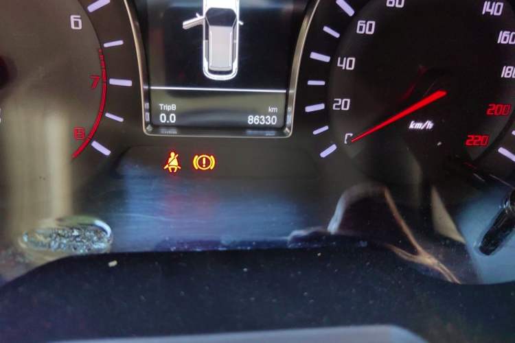 Used GAC Trumpchi GS4 2017 235T Manual Two-Wheel Drive Luxury Edition Odometer Close Up