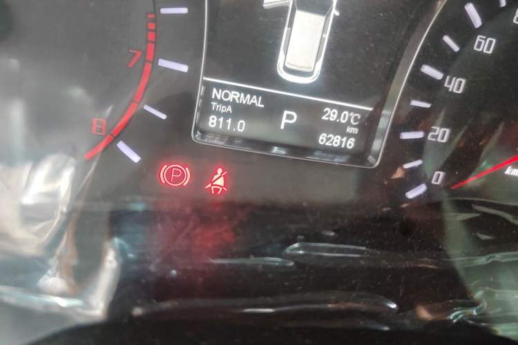 Used GAC Trumpchi GS4 2017 235T Automatic Two-Wheel Drive Luxury Smart Connectivity Version Odometer Close Up