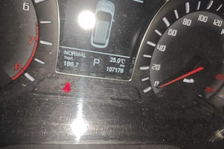 Used GAC Trumpchi GS4 2017 200T G-DCT Two-Wheel Drive Elite Edition Odometer Close Up