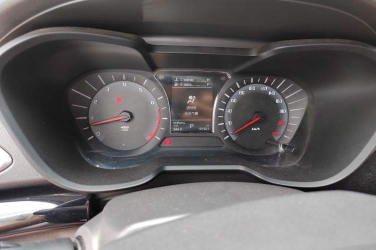 Used GAC Trumpchi GS4 2017 235T Automatic Two-Wheel Drive Elite Edition Odometer Close Up