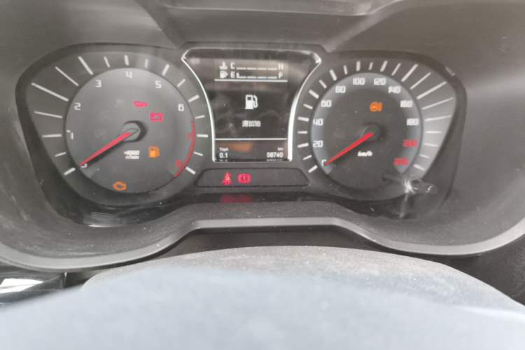 Used GAC Trumpchi GS4 2017 200T Manual Two-Wheel Drive Elite Edition Odometer Close Up